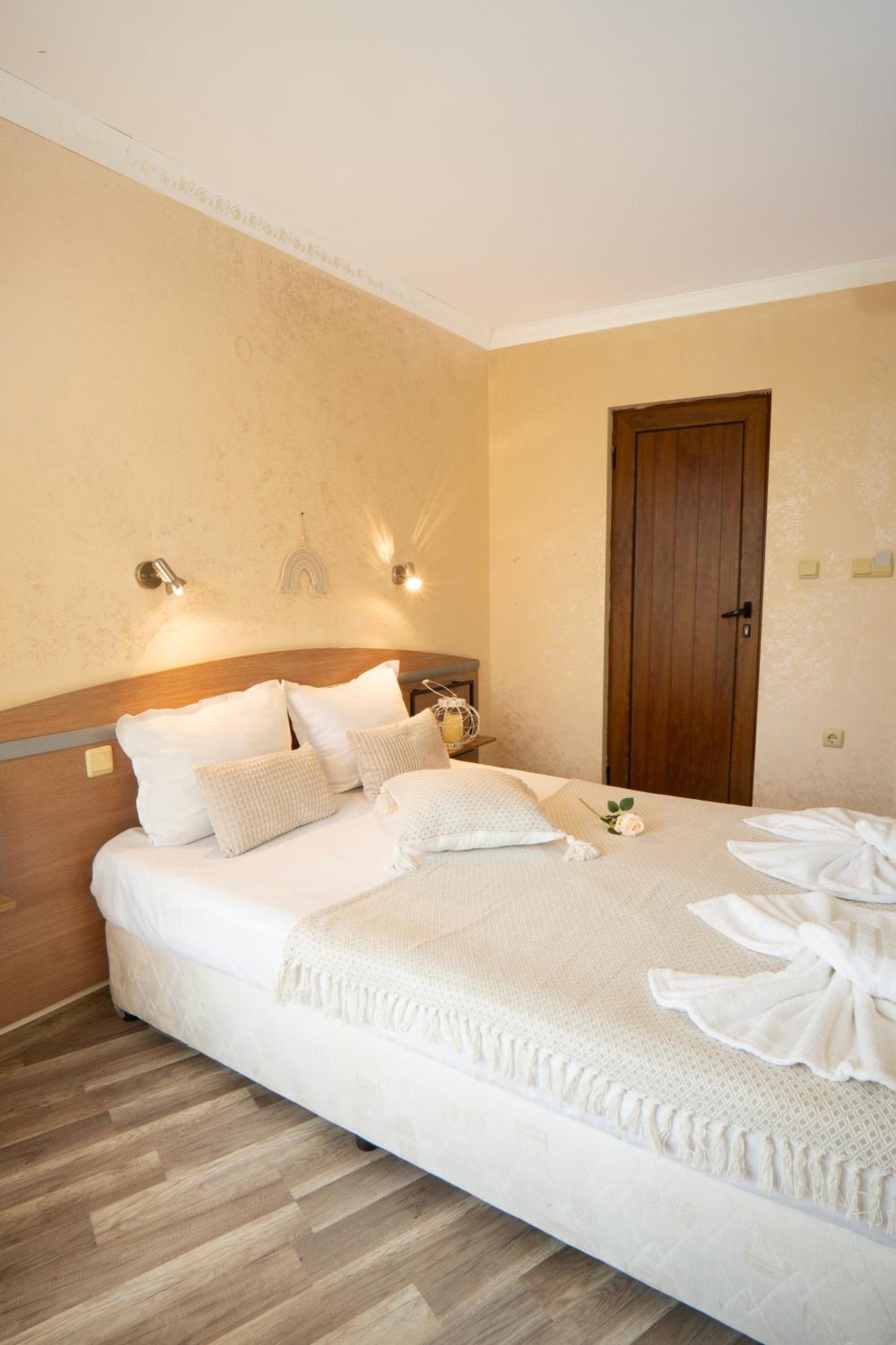 Hotel Zeus 3*