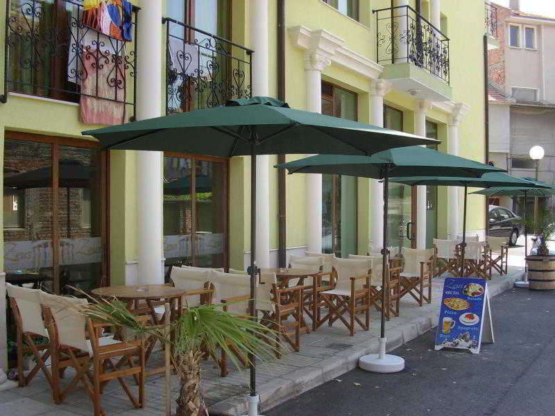 Zeus Hotel